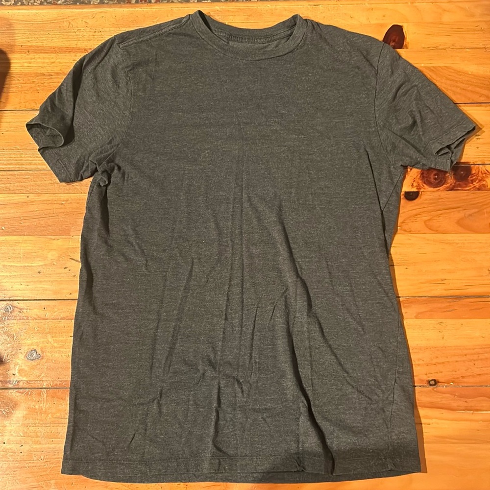 Blue Crown Men’s Gray T-Shirt Size Large